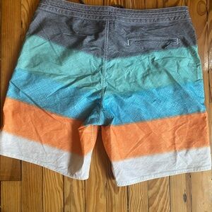 Men’s swim shorts
